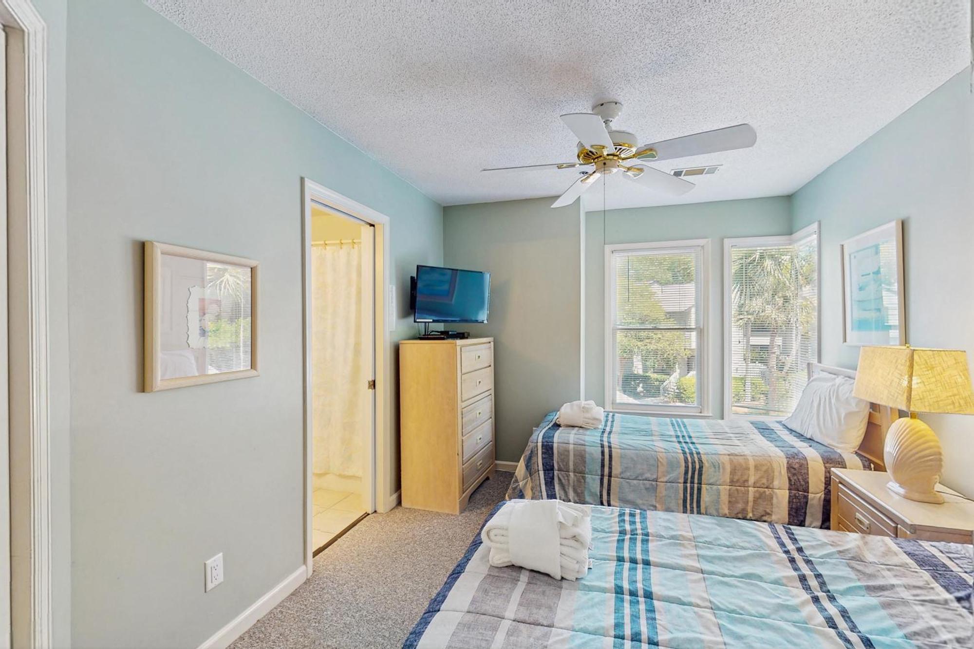 Ocean Breeze 96 Apartment Hilton Head Island Exterior photo